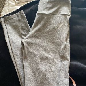 Gray gym shark leggings 💕